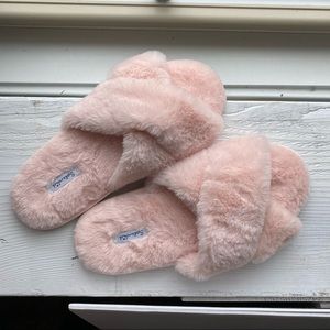 Pink Fuzzy Slippers Size M/L